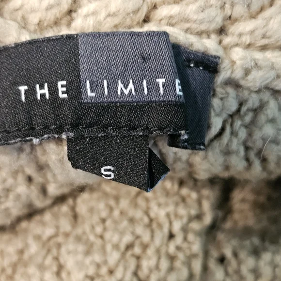 The Limited Cowl Neck Tan Short Sleeve Batwing Sweater Women's Size S - Picture 14 of 14